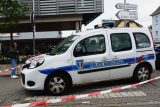 Ve Francii ve čtvrtek zemřela čtrnáctiletá dívka, která týž den utrpěla zástavu srdce během poplachu a uzavření školy v Souffelweyersheimu nedaleko Štrasburku