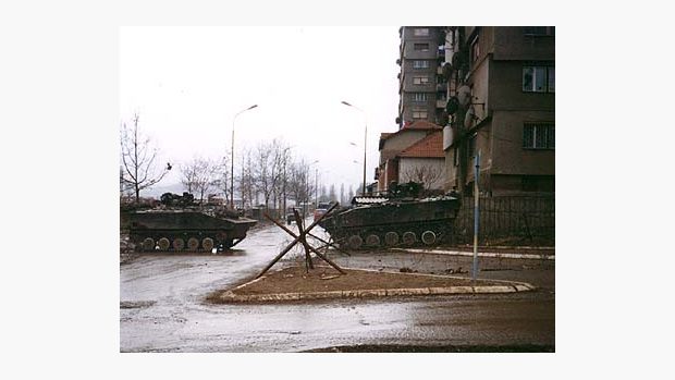 Kos. Mitrovica - před &quot;zónou důvěry&quot;