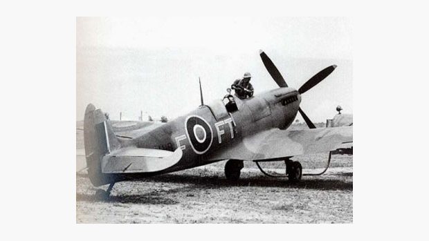 Spitfire Mk IX z 43. squadrony RAF