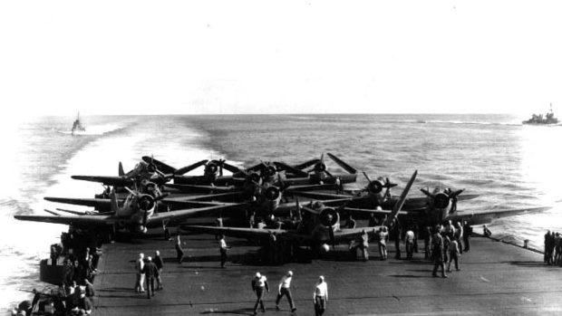Torpédové letouny TBD Devastator na palubě Enterprise během bitvy u Midway