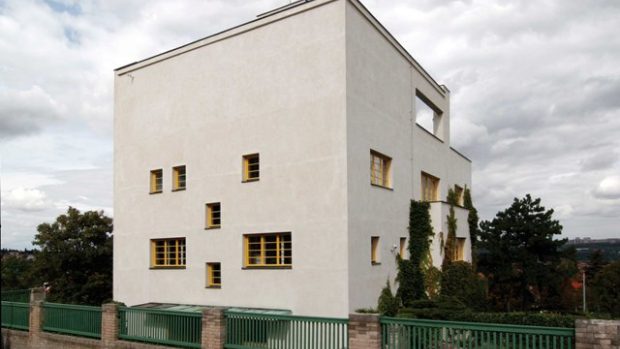 Müllerova vila / Architekt: Adolf Loos, Karel Lhota, 1928-1930 ( Slavné pražské vily ), foto: Jiří Podrazil
