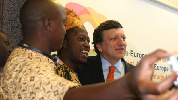 J.M Barroso s africkými studenty na summitu EU-Afrika