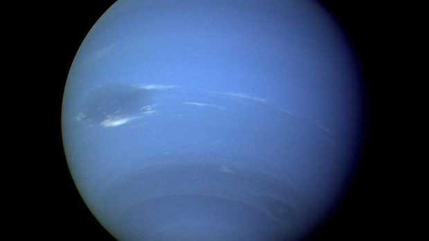 Voyager 2 byla zatím jediná sonda, která zkoumala planetu Neptun.