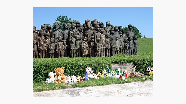 Pomník dětských obětí války