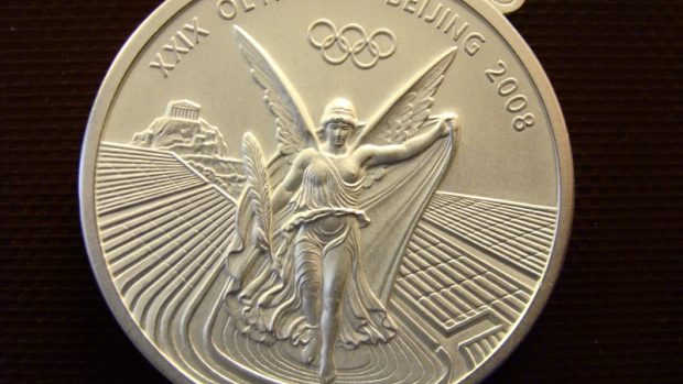 Stříbrná olympijská medaile z Pekingu