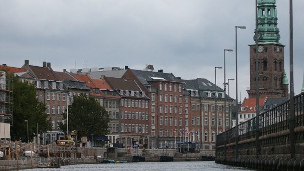 Kodaň při projížďce po kanálu