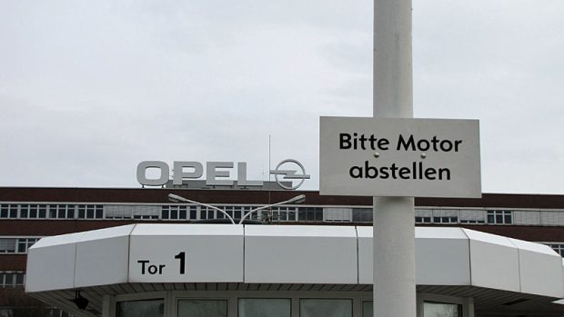 U vrátnice do Opelu