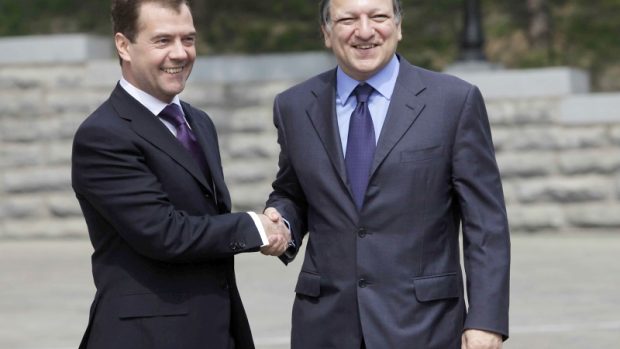 Dmitrij Medveděv a José Manuel Barroso