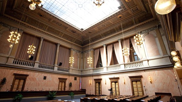 Sněmovna Ústavního soudu. Ilustrační foto.