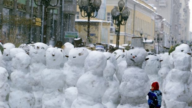 Sněhuláci ve městě