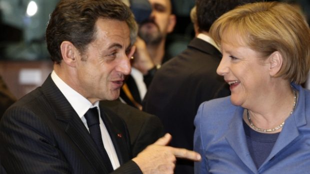 Francie i Německo přislíbily na Summitu EU pomoc zkrachovalému Řecku