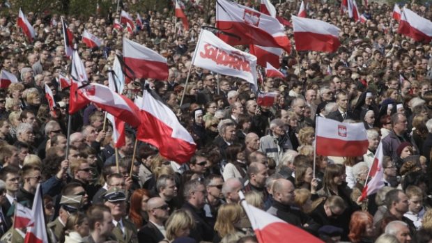 Náměstí Jozefa Pilsudského bylo plné polských vlajek