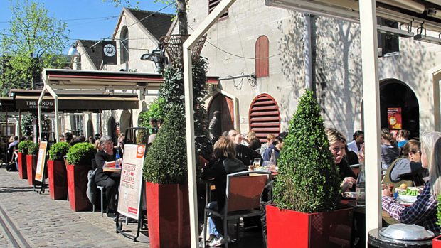 Restaurace v Bercy Village