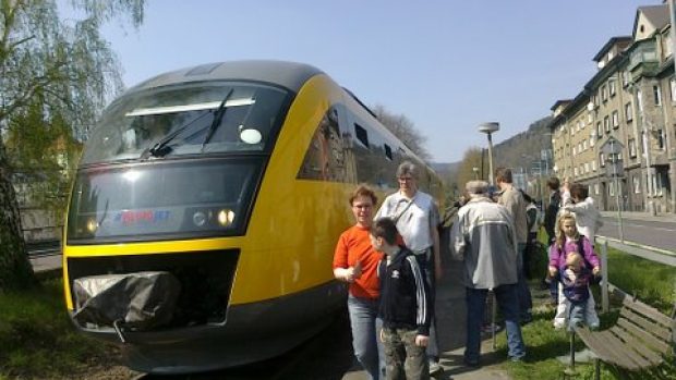 Žluté vlaky RegioJet - Student Agency