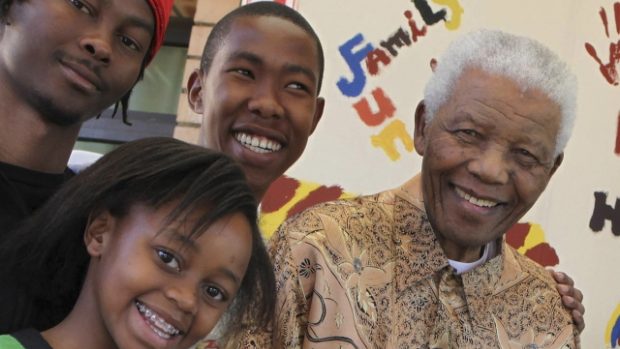 Neslon Mandela s pravnučkou Zenani
