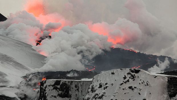 Erupce sopky Eyjafjallajökull v dubnu 2010