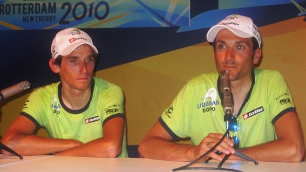 Roman Kreuziger (vlevo) a Ivan Basso před startem Tour de France