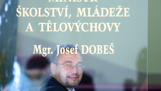 Ministr školství Josef Dobeš (Věci veřejné)