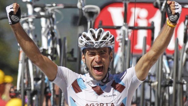 Christophe Riblon  se raduje z vítězství ve 14. etapě Tour de France.jpg