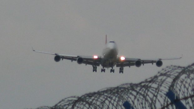 Přílet Boeing 747 - Japan airlines