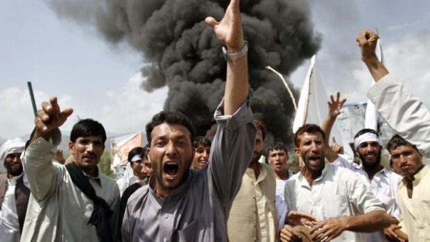 Afghánci protestují proti pálení koránu