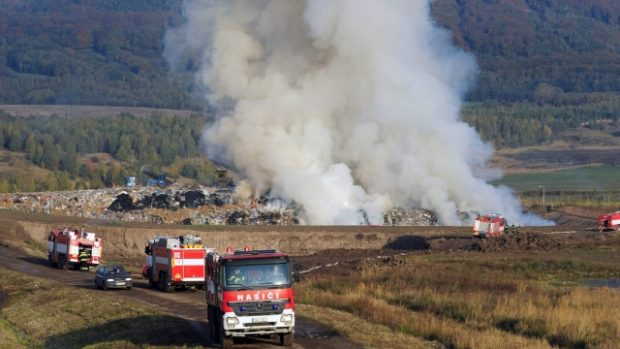 Požár skládky  komunálního odpadu u Vysoké Pece
