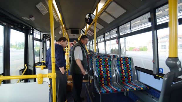Nové krátké nízkopodlažní trolejbusy pro královéhradeckou městskou hromadnou dopravu