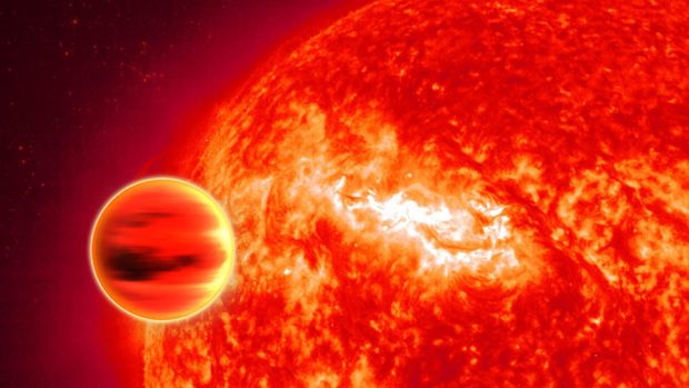Horkou atmosféru exoplanety může odhalit Spitzerův vesmírný teleskop