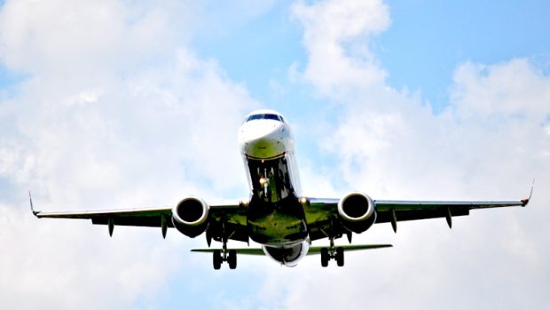 Jaké problémy řeší současná letecká doprava?