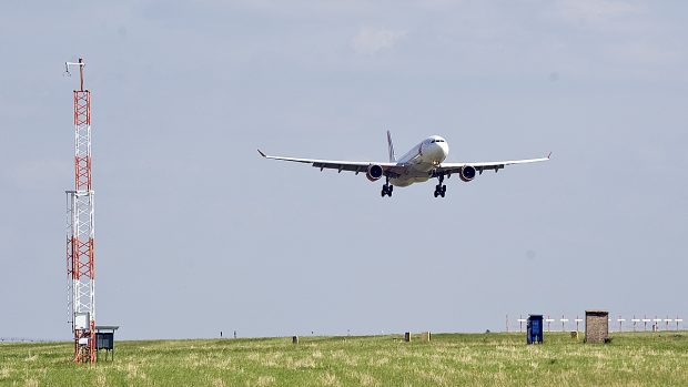 Letiště Václava Havla, letadlo, České aerolinie (ilustrační foto)