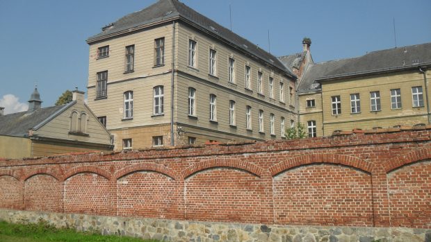Budova bývalého kněžského semináře ve Vidnavě na Jesenicku