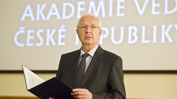 Předání Ceny předsedy Akademie věd ČR za propagaci a popularizaci výzkumu 2013, Jiří Drahoš