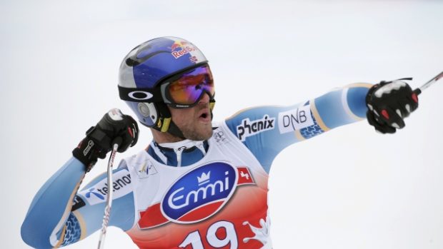 Aksel Lund Svindal slaví triumf v závodě Světového poháru v italské Val Gardeně