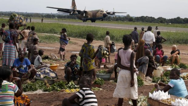 Rada bezpečnosti OSN vyšle do Středoafrické republiky mírové jednotky