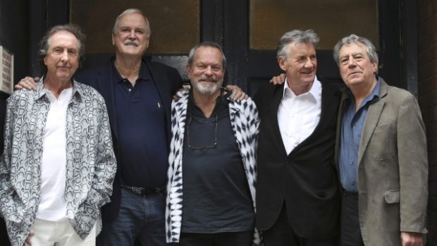 Členové skupiny Monty Python (zleva) Eric Idle, John Cleese, Terry Gilliam, Michael Palin and Terry Jones.