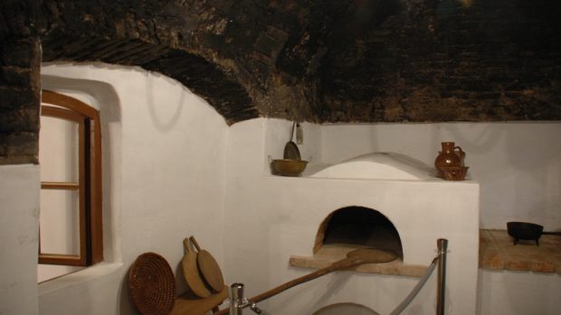 Černá kuchyně v Rabínském domě v Polné