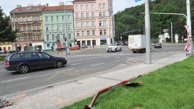 Náměstí Kinských v Praze, místo autonehody