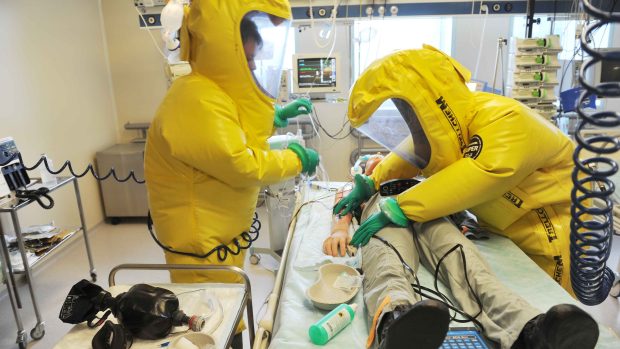 V Těchoníně ošetřují pacienty s vysoce nakažlivými nemocemi. Právě tady by se mohla léčit ebola