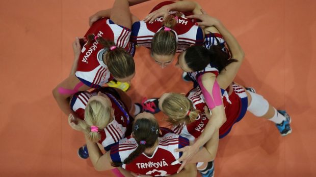 České volejbalistky se radují z postupu do finále Final Four
