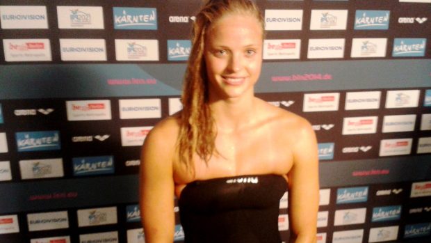 Simona Baumrtová v dějišti plaveckého ME 2014