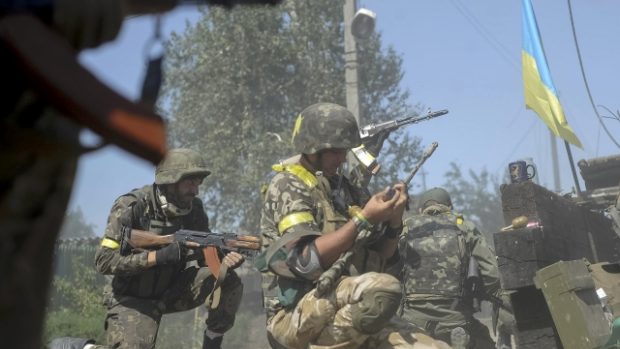 Ukrajinští vojáci při bojích u města Ilovajsk