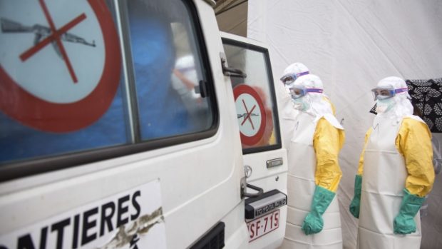 Lékaři bez hranic v boji s ebolou