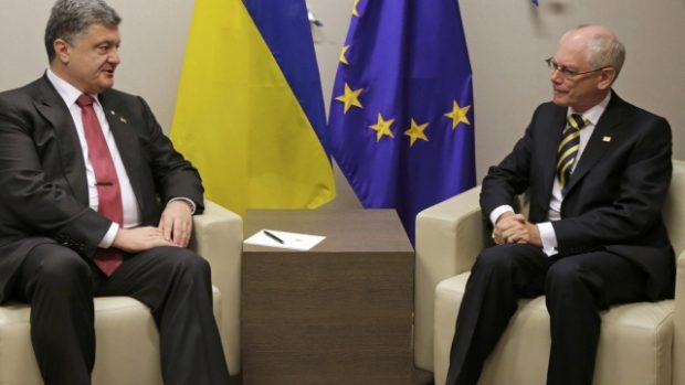 Petro Porošenko jednal v Bruselu s prezidentem EU Hermanem Van Rompuyem