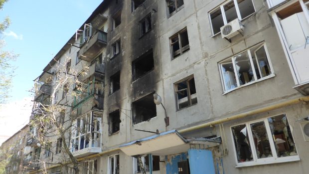 Život v ukrajinském městě Jasinovatá poznamenaly líté boje