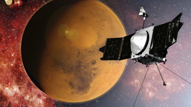 Sonda Maven bude své výzkumy provádět z eliptické dráhy kolem Marsu