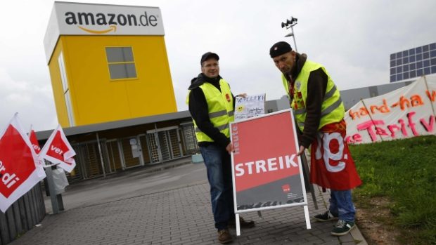 Zaměstnanci německých distribučních center Amazonu stávkují kvůli mzdám