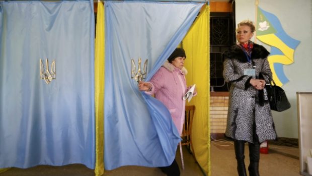 Parlamentní volby ve Slavjansku na východě Ukrajiny