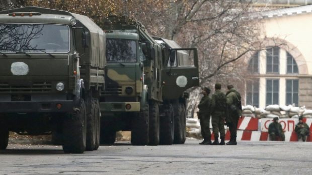 Ukrajina. Vojenská vozidla na území pod kontrolou separatistů
