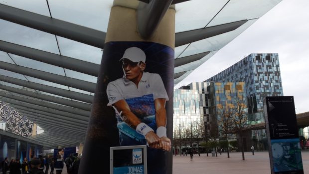 Tenista Tomáš Berdych na plakátu k Turnaji mistrů