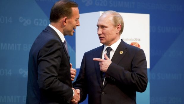 Ruského prezidenta Vladimira Putina uvítal na summitu G20 v Brisbane australský premiér Tony Abbott